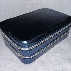 Navy faux Leather Zippered Jewelry Case NWOT
